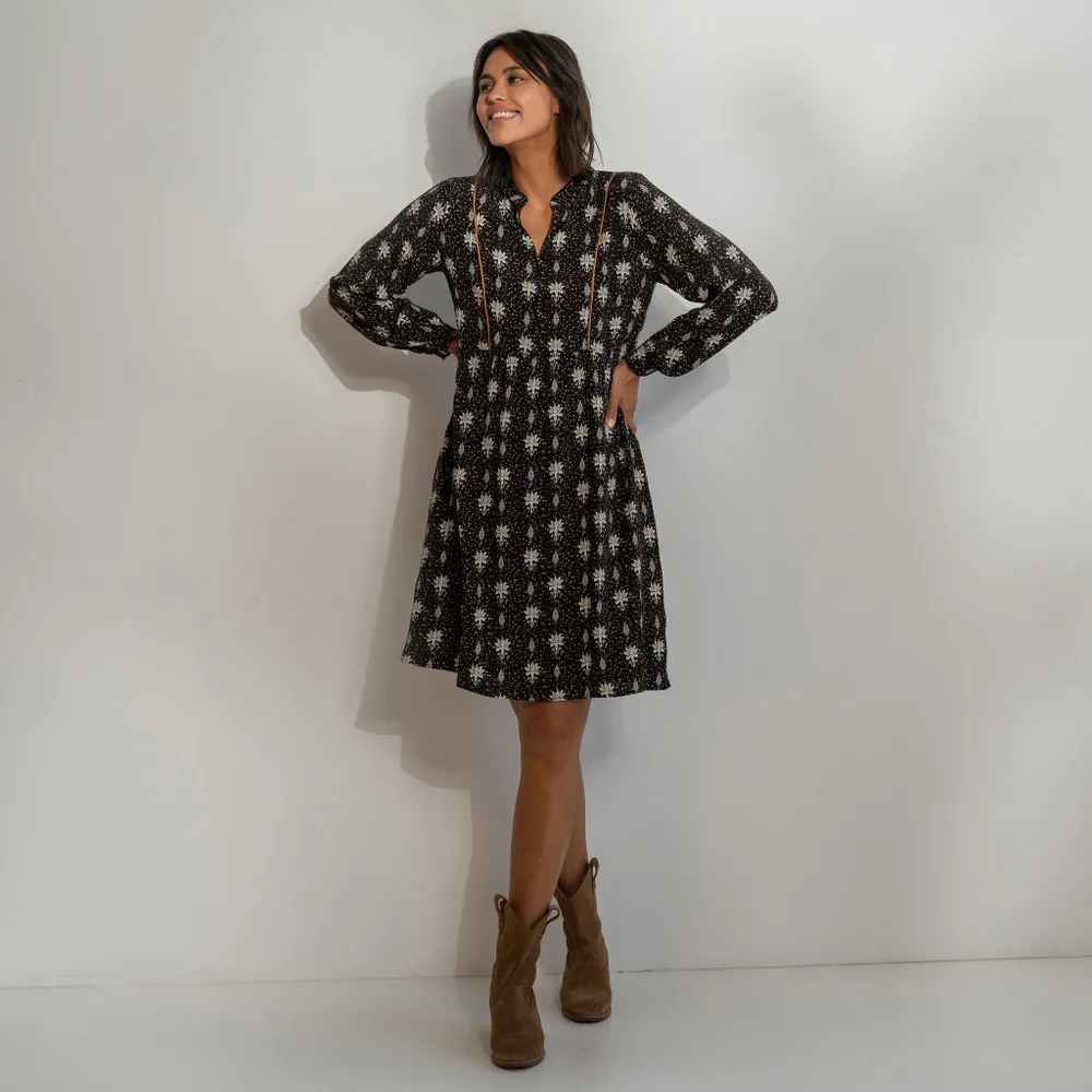   ZUSSS Limited Jurk Met Bloemenprint Zwart KL
